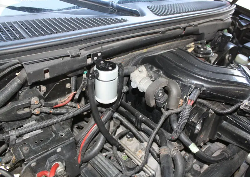 J&L Oil Separator Kit – Passenger-Side Mount For 1999–2004 Ford Lightning (3.0L, Clear Anodized) 1