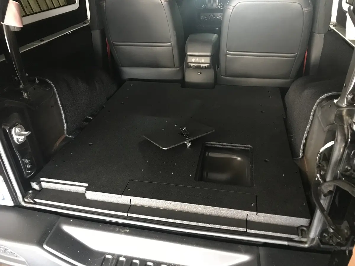 '07-18 Jeep Jk 2-Door Goose Gear Rear Plate System 1
