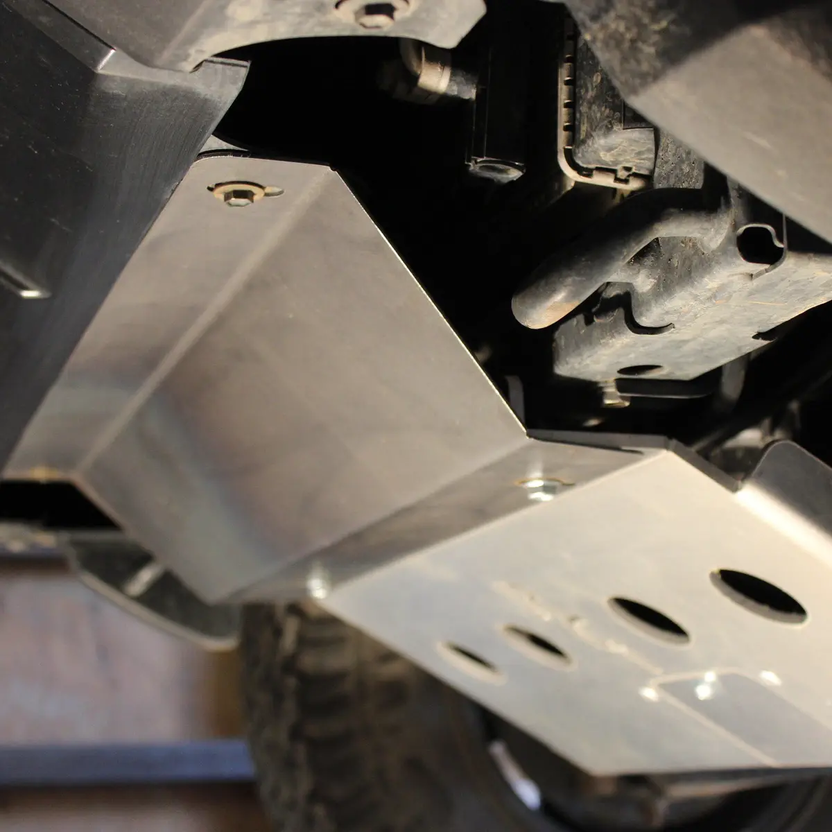 10-14 Toyota Fj Cruiser Stock Bumper Filler Plate 1