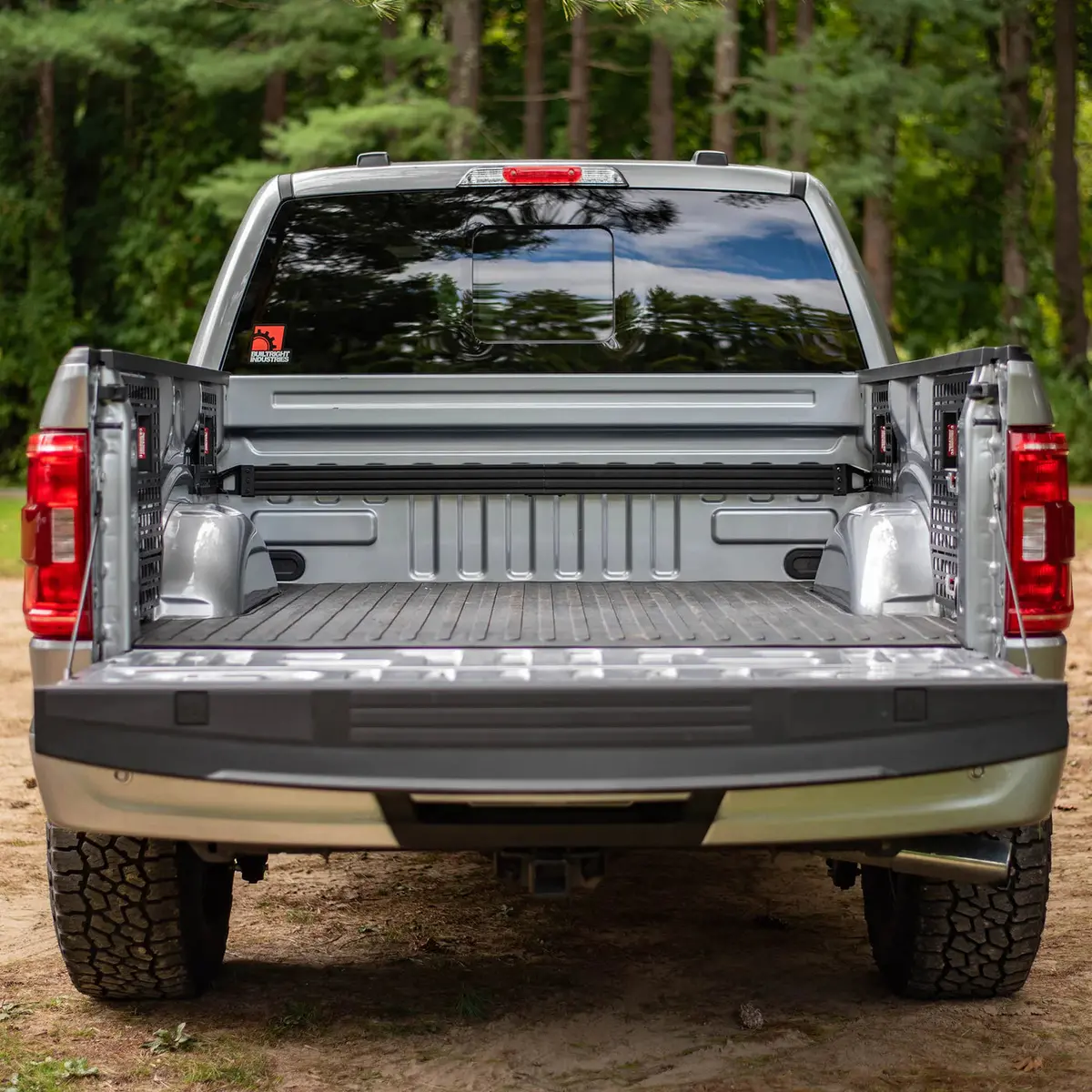 Bulkhead Accessory Rail System 1