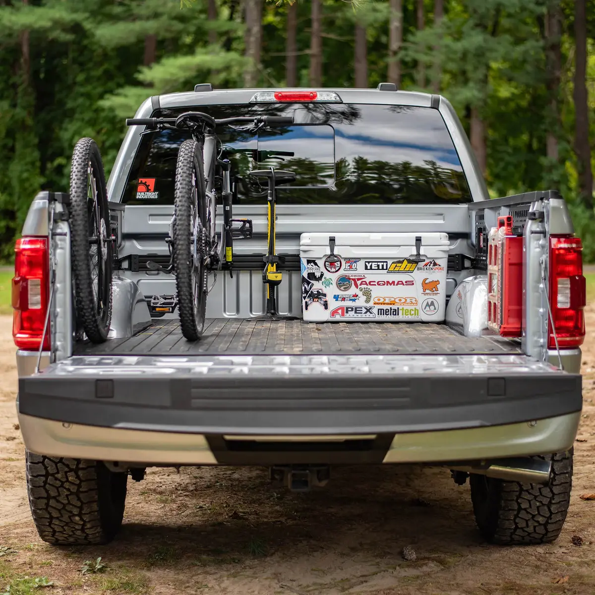 Bulkhead Accessory Rail System 2