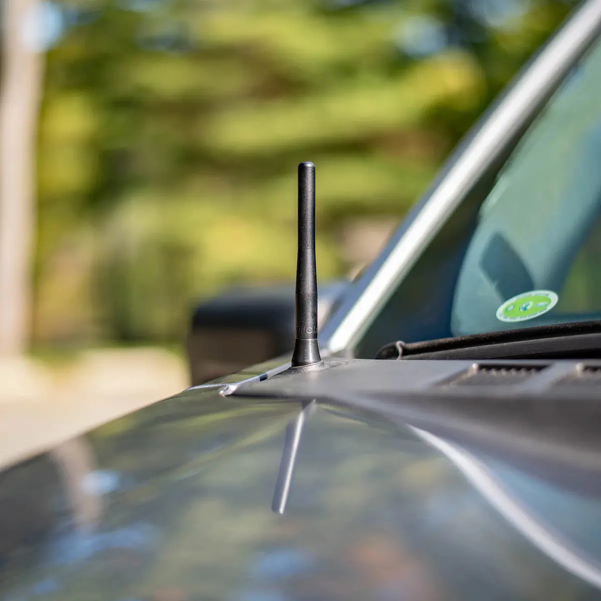 Perfect-Fit Stubby Antenna | Ford F-150/Raptor (2021+), Super Duty (2022+), Bronco (2021-2023) 1