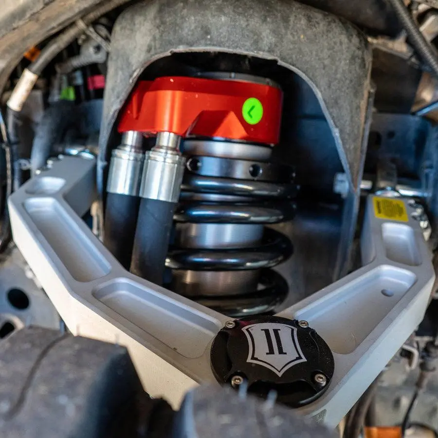 '17-18 Ford Raptor 3.0 Fox Factory Series Internal Bypass Rr Coilover 2