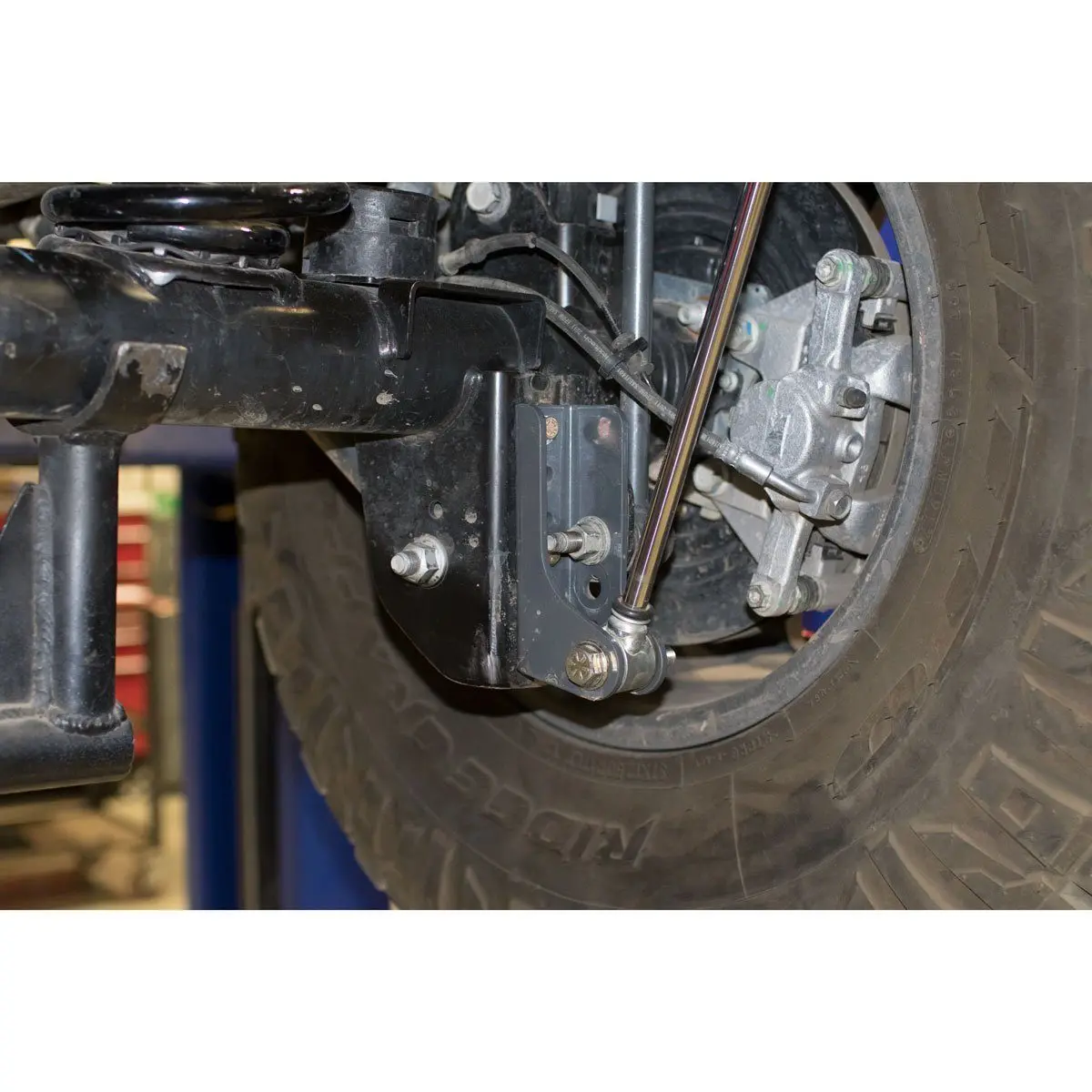 '18-23 Jeep Jl Rear Lower Shock Relocation Brackets 1