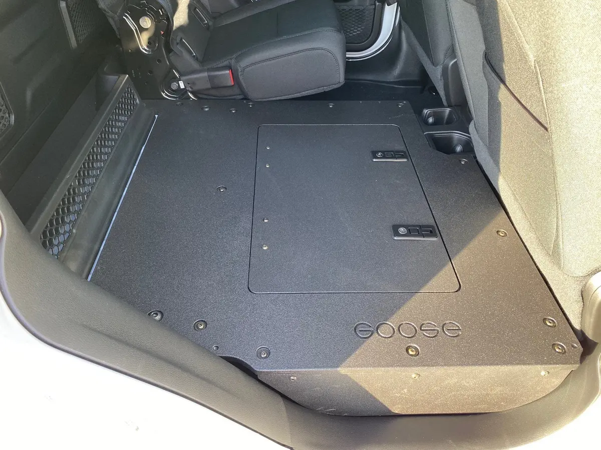 '19-23 Jeep Jt 4 Door Goose Gear 2Nd Row Seat Delete Plate System 2