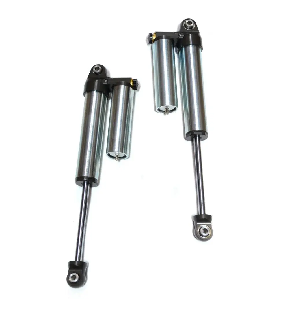Cst 20-25 Hd 2500 / 3500 Pro Series 2.5 Rear Shocks W/ Adjusters (For 2″ Lift) 1