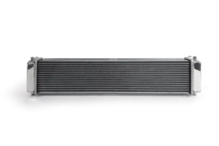 Porsche 996 Carrera / Gt3 / Gt3 Rs / 986 Boxster (Center) All-Aluminum Radiator 1