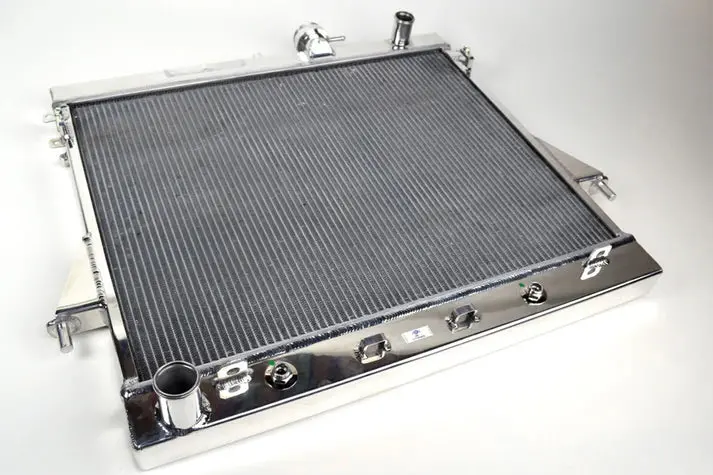 Chevy Colorado 5.3L / Gmc Canyon 5.3L / Hummer H3 All-Aluminum Radiator 2