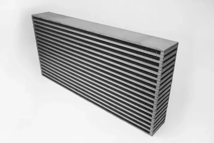 High-Performance Bar & Plate Intercooler Core 25X12x3.5 1