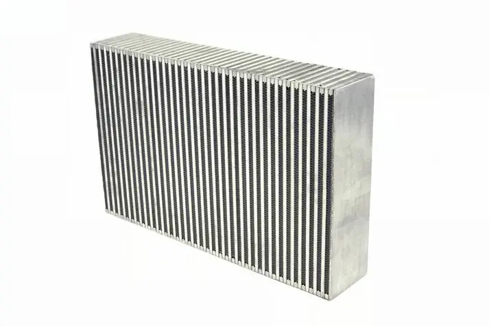 Hp Bar & Plate Intercooler Core 22Lx14hx4.5W - Vertical Flow / R35 Gt-R Fitment 1