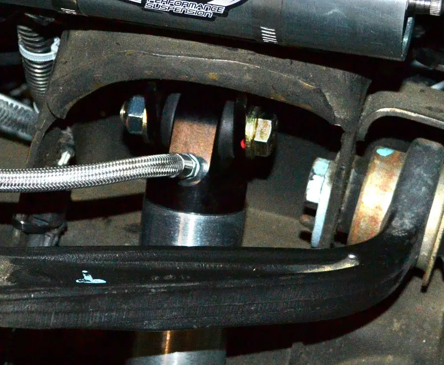 Cst 11-25 Hd 2500 / 3500 | 2.0 Front Shock Mounts 1