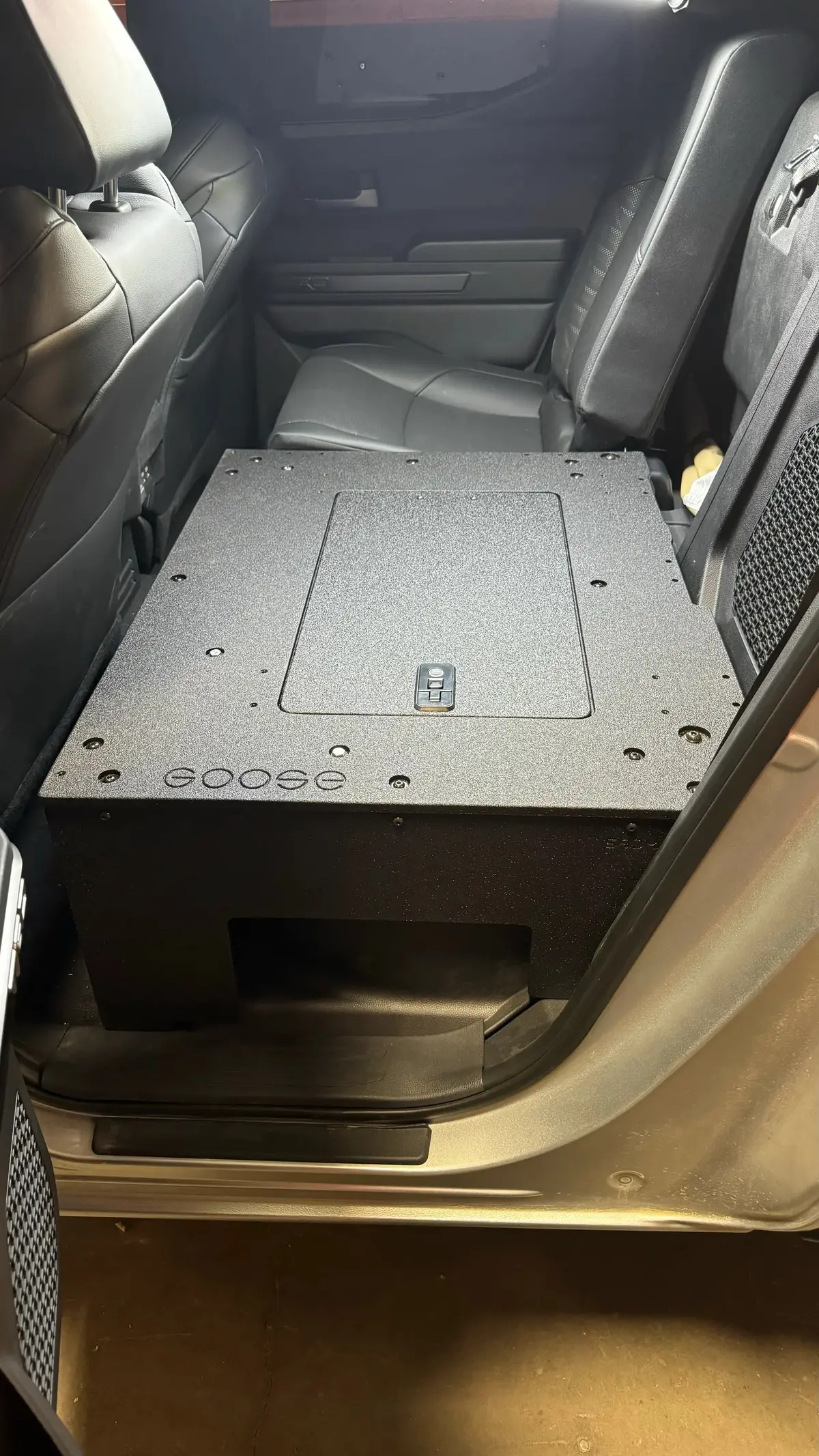 Toyota Tacoma - 2024-Present - 4Th Gen - Non-Hybrid - Double Cab - Explore Series - Seat Delete Plate System - Second Row 1