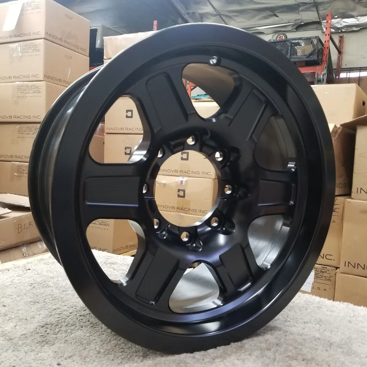 G400 Smooth Lip Wheel 20X9.0" 8 Lug 4