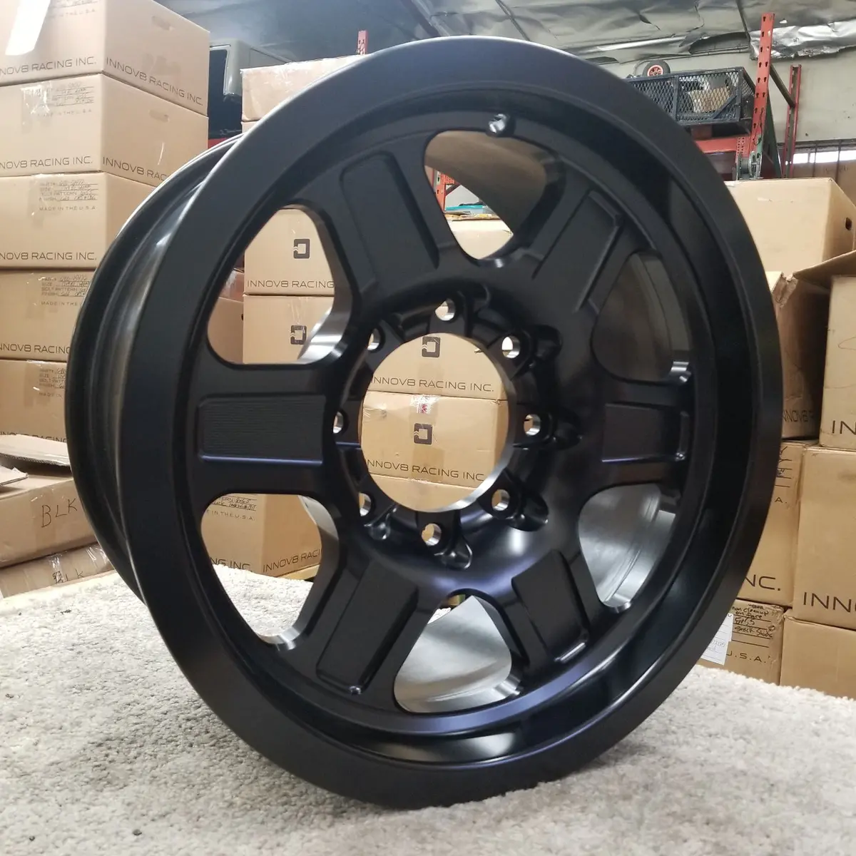 G400 Smooth Lip Wheel 20X9.0" 5 & 6 Lug 10