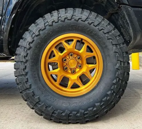 G700 Smooth Lip Wheel 17X8.5" 5 & 6 Lug 2
