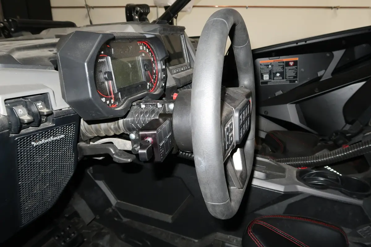 Command-Touch® Ct4 Accessory Controller & Turn Signal Kit - For Polaris Pro R 2
