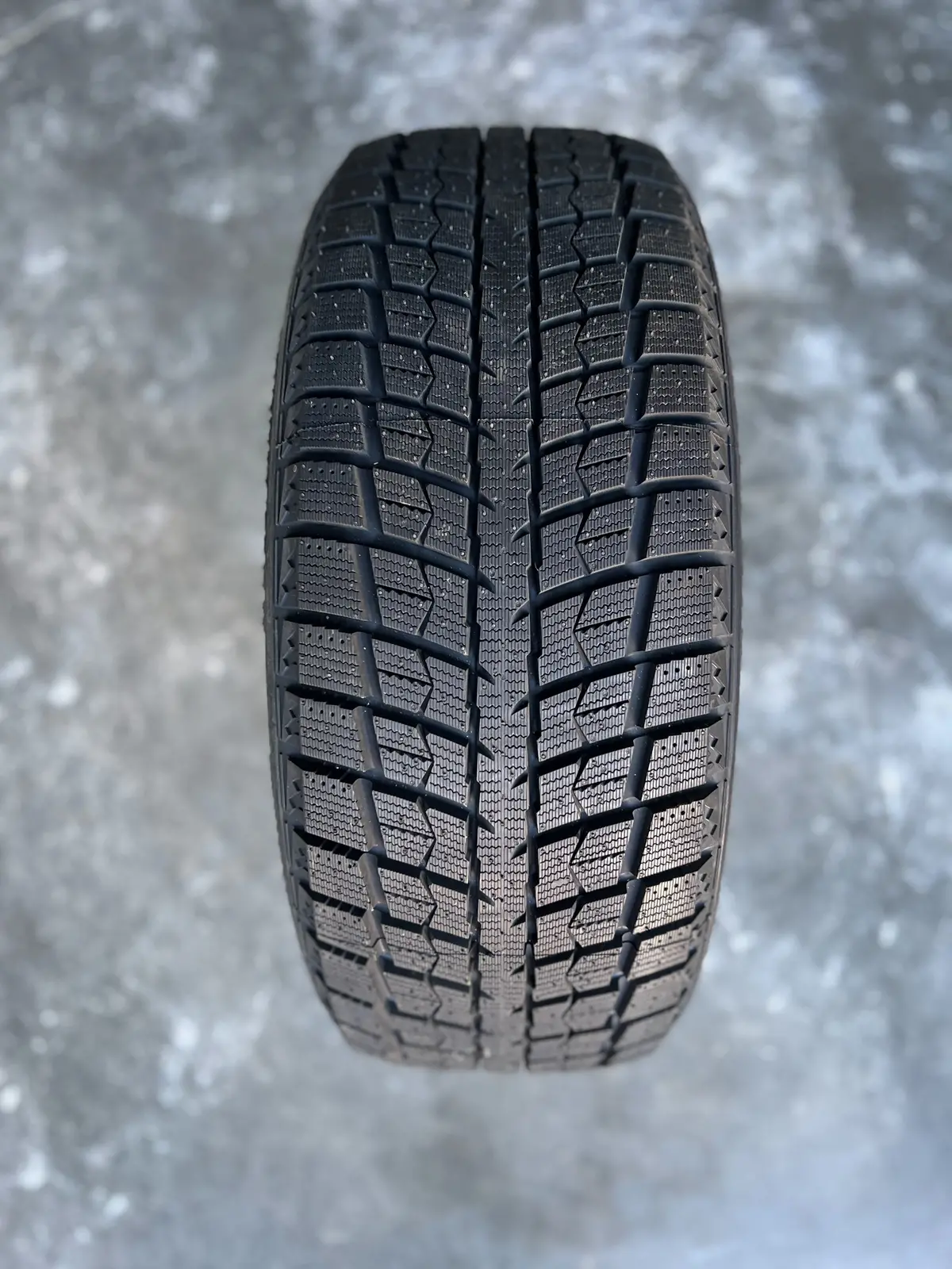 235/55R20 G-M W Ice I-15 Suv 105S Xl 1
