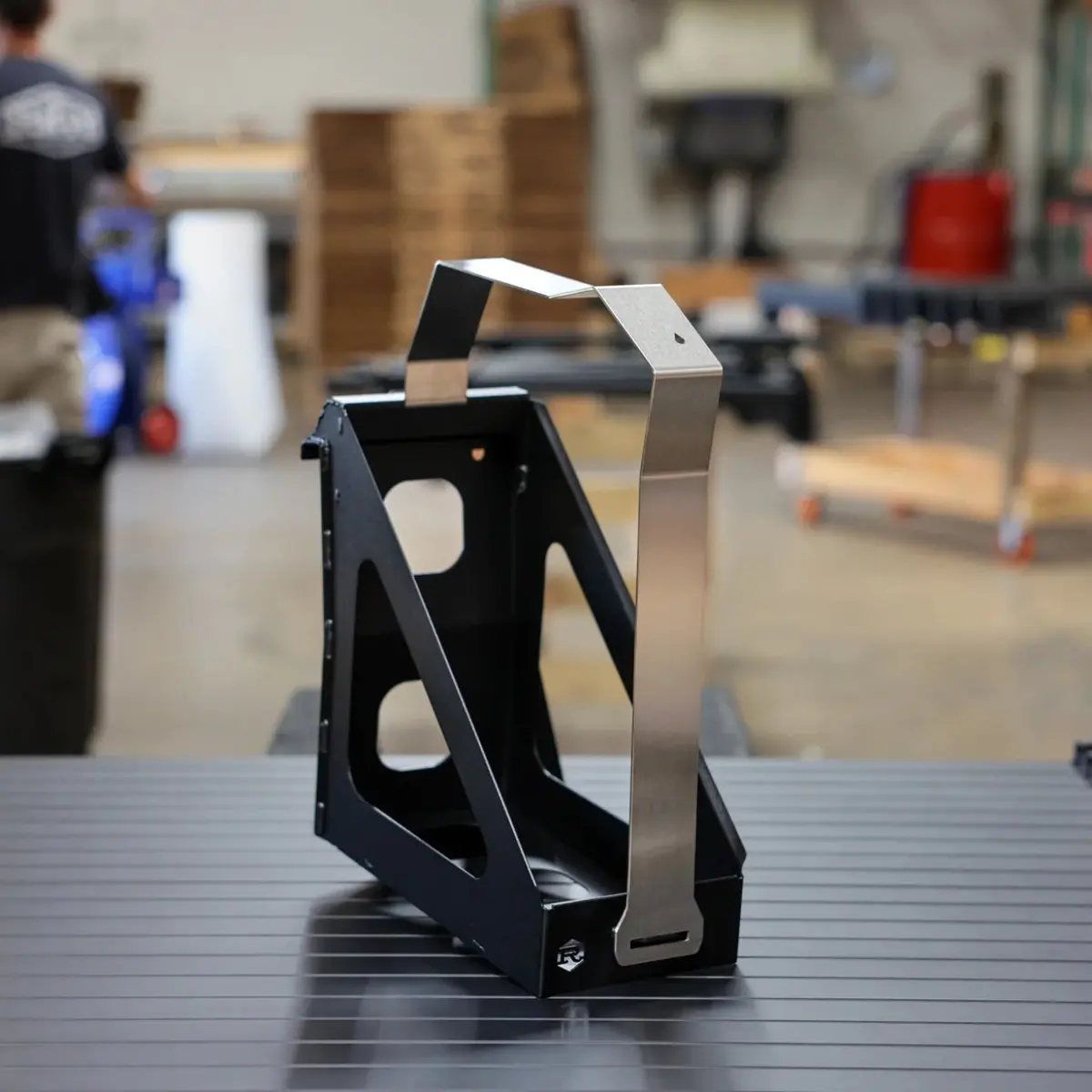 Jerryrig™ Fuel/Water Mount 1