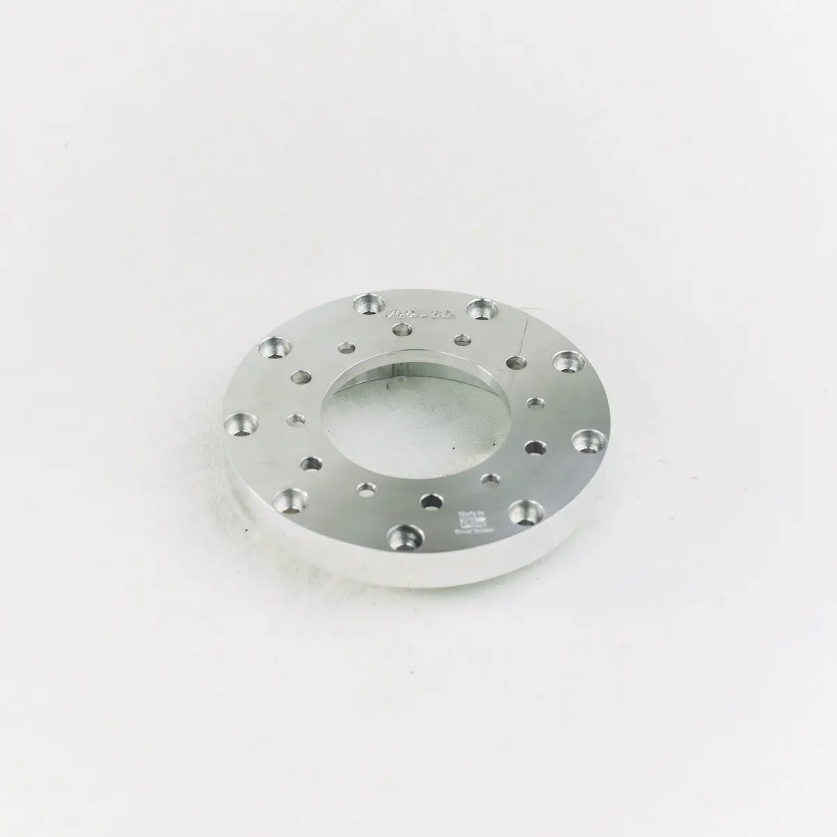 Momo Nardi Adaptor 1