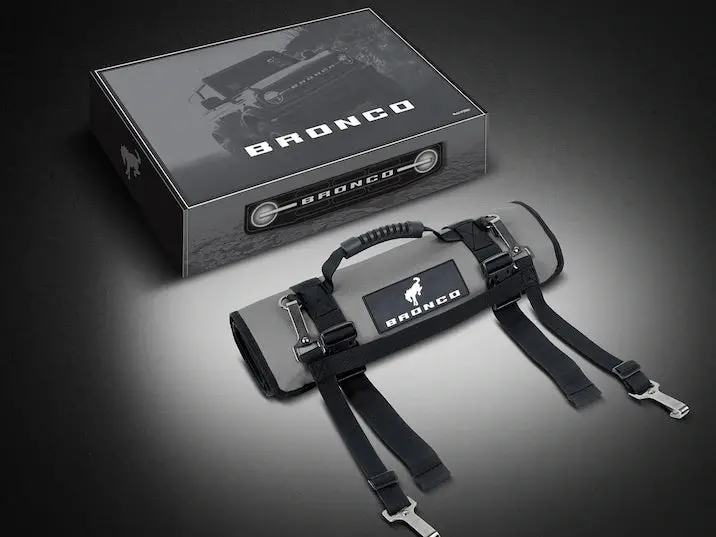 Ford Bronco Roll-Up Tool Set 1