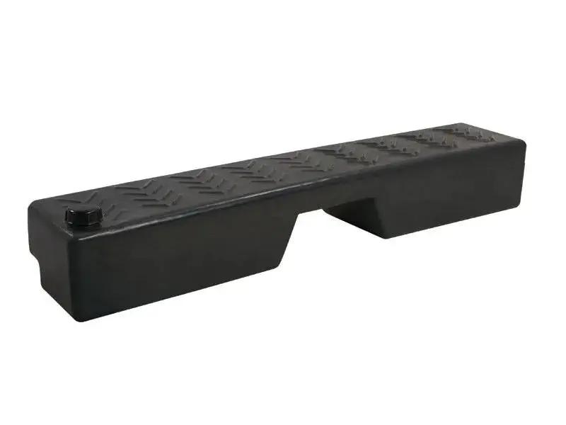 Front Runner Footwell Water Tank 1