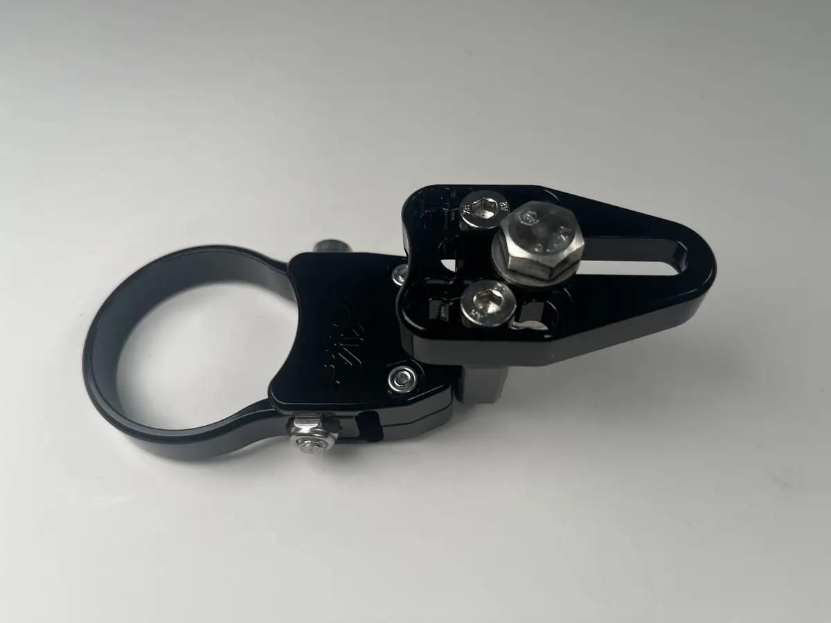 Large Base Adjustable Light Mount 9