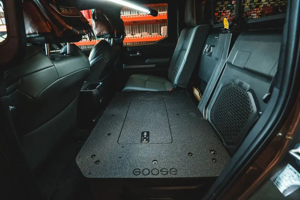 Toyota Tacoma - 2024-Present - 4Th Gen - Hybrid - Double Cab - Explore Series - Seat Delete Plate System - Second Row 1