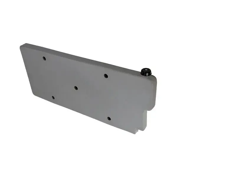 Upright Water Tank / Flat 1